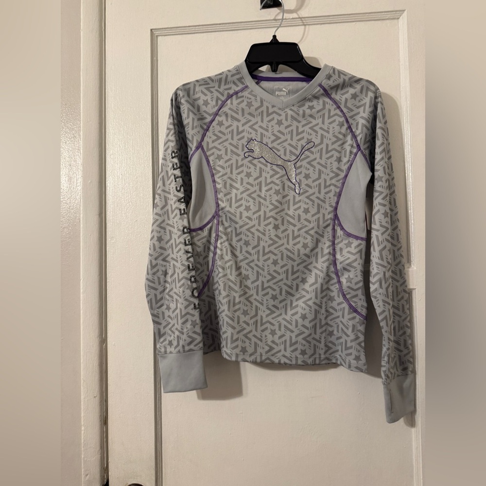 Puma Long Sleeve Kids Athletic Shirt Sz XL (16)
